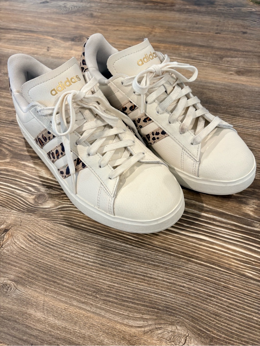 adidas Grand Court 2.0 Magic Beige Leopard Sneakers Cream Gold Sz 7.5